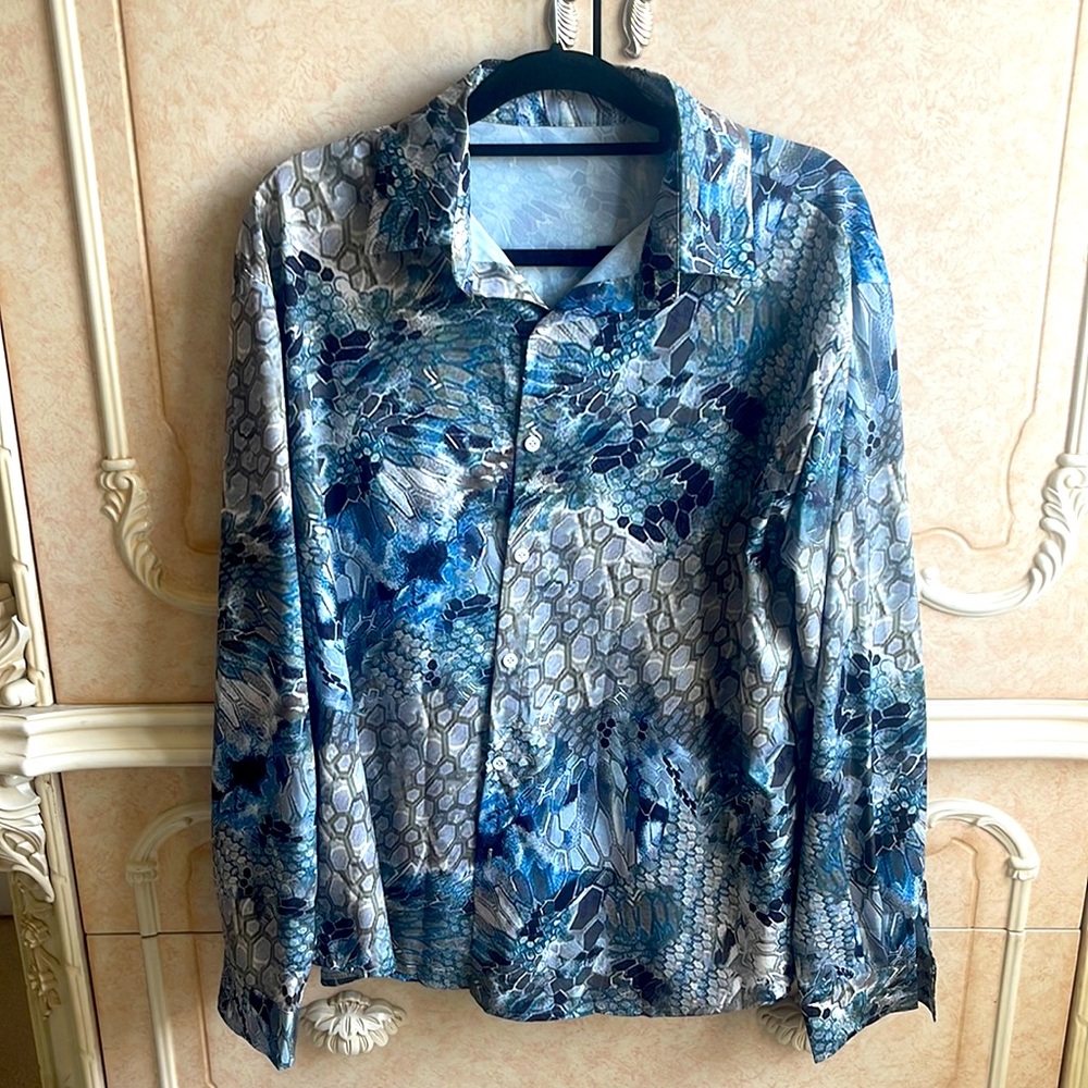 Party Shirt - Picture 3 of 8